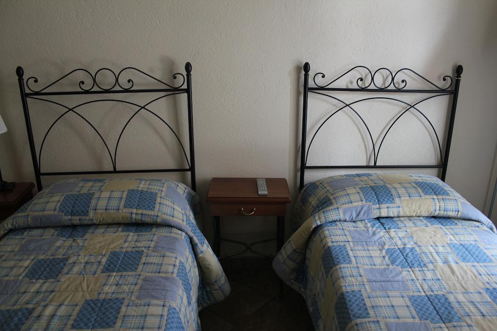 Hotel Porta Santa Maria Busca Zimmer foto